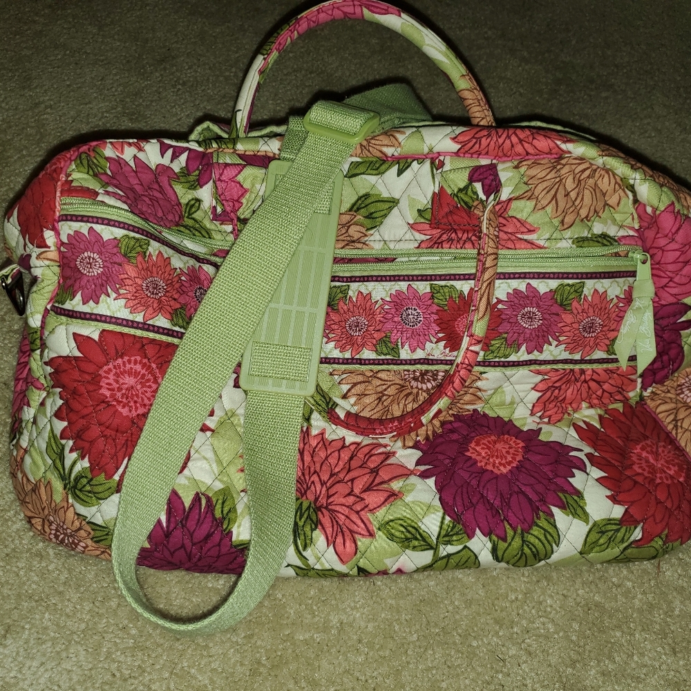 6 peice Vera Bradley retired Dahlia